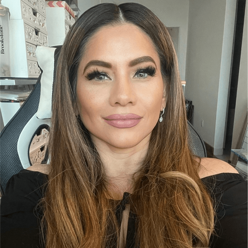 Araceli V.